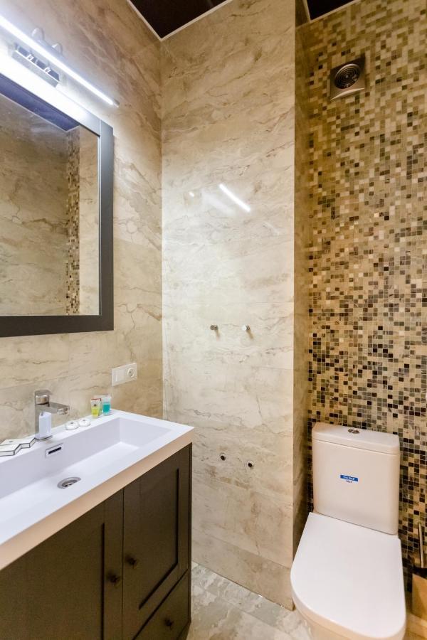 3Bd-2Bth Apartment In Tbilisi City Center 外观 照片
